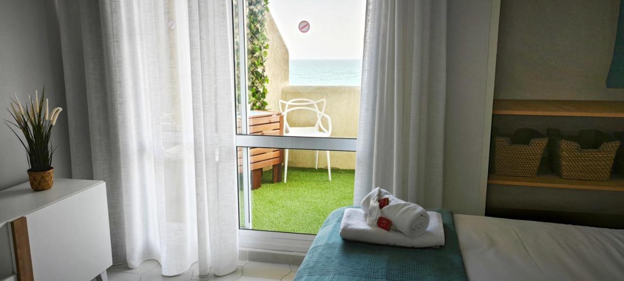 Estreno Benalbeach Vistas Al Mar Estudio Deluxe 贝纳尔马德纳 外观 照片